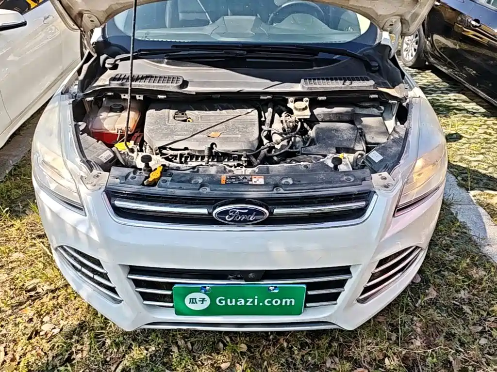 Ford Kuga — миниатюра 20