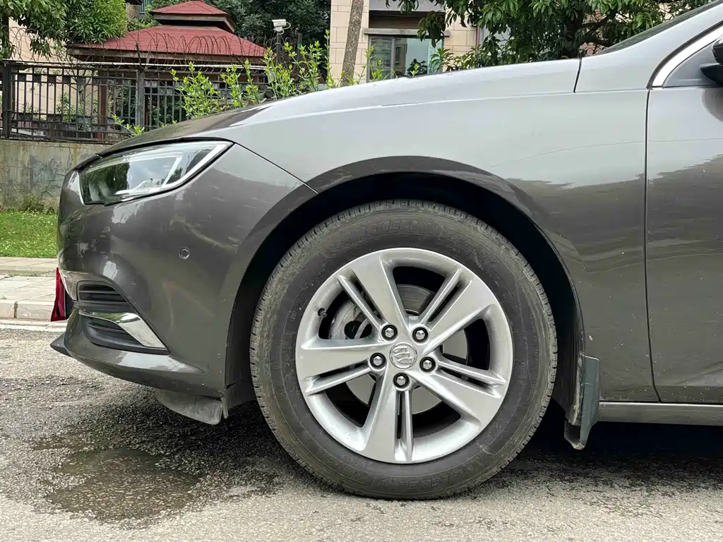Buick Regal 2019 20T Luxury V
