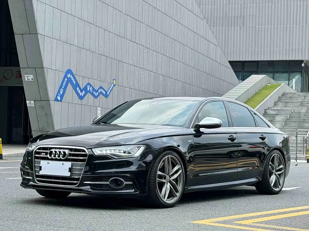 Audi S6