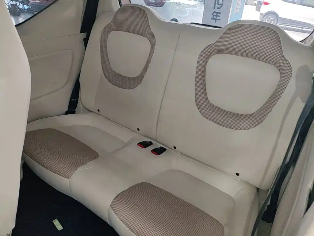 Wuling MINIEV — миниатюра 17