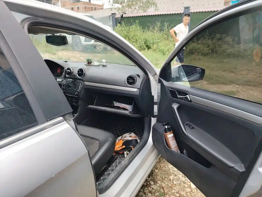 Volkswagen Jetta — миниатюра 19