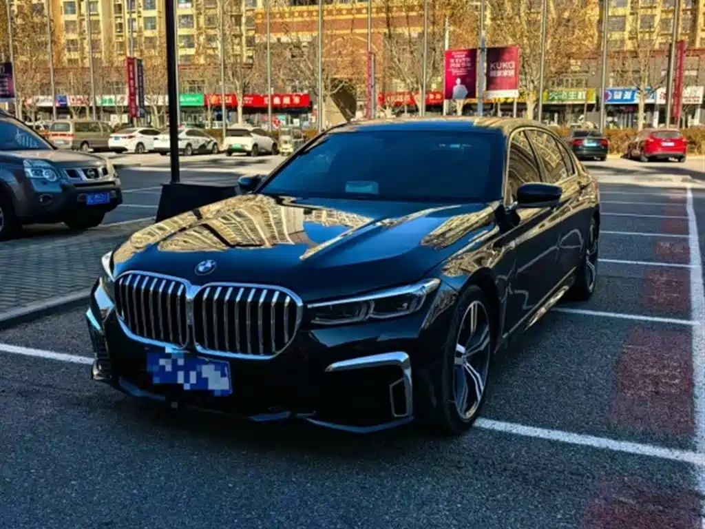 BMW 7 SERIES