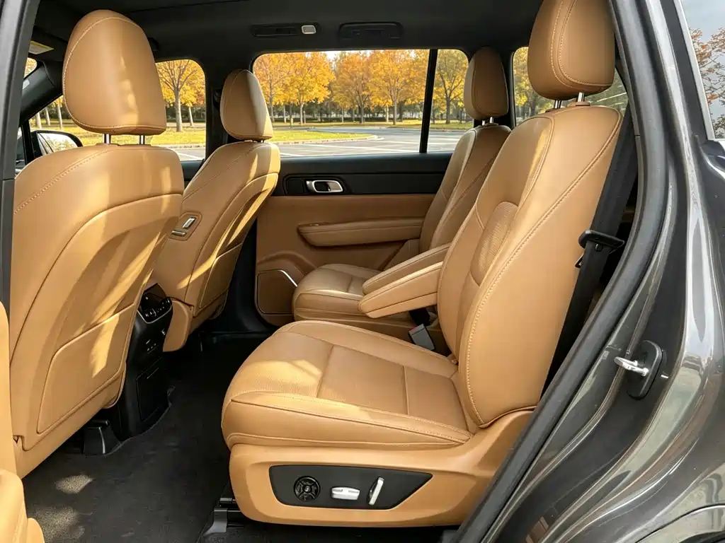 Li Auto Li ONE — миниатюра 11