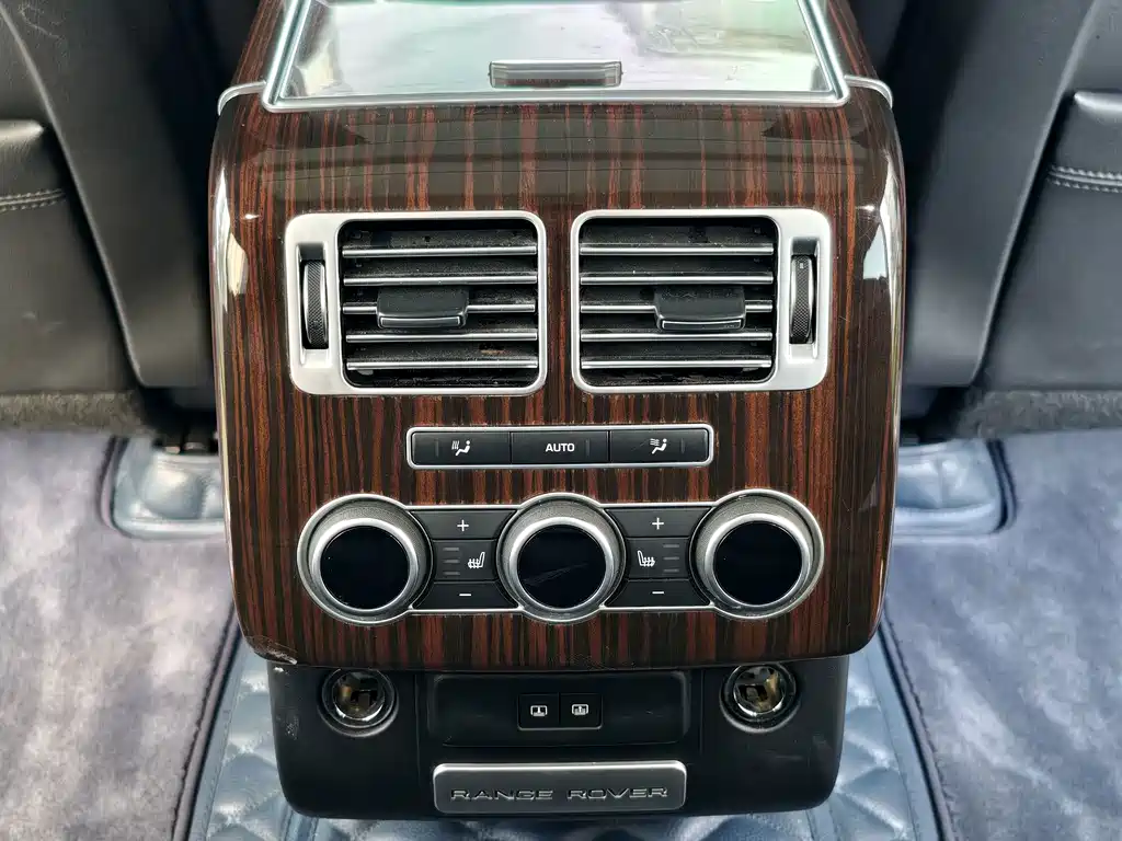 Land Rover Range Rover — миниатюра 36