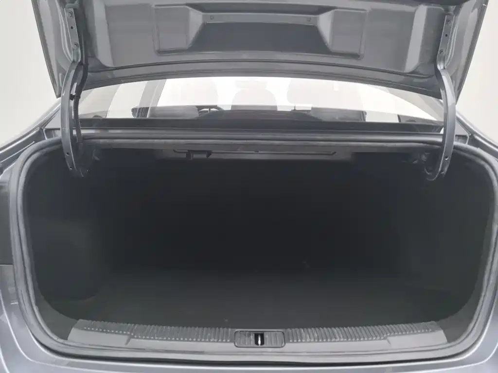 Roewe i5 — миниатюра 16