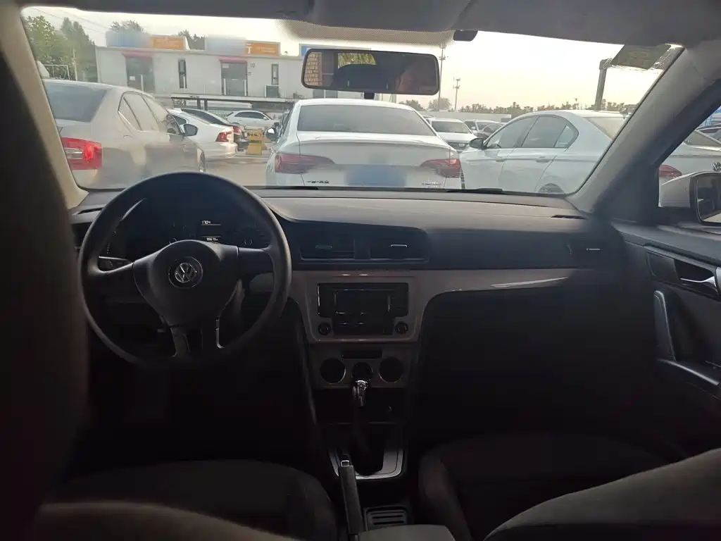 Volkswagen Lavida — миниатюра 14