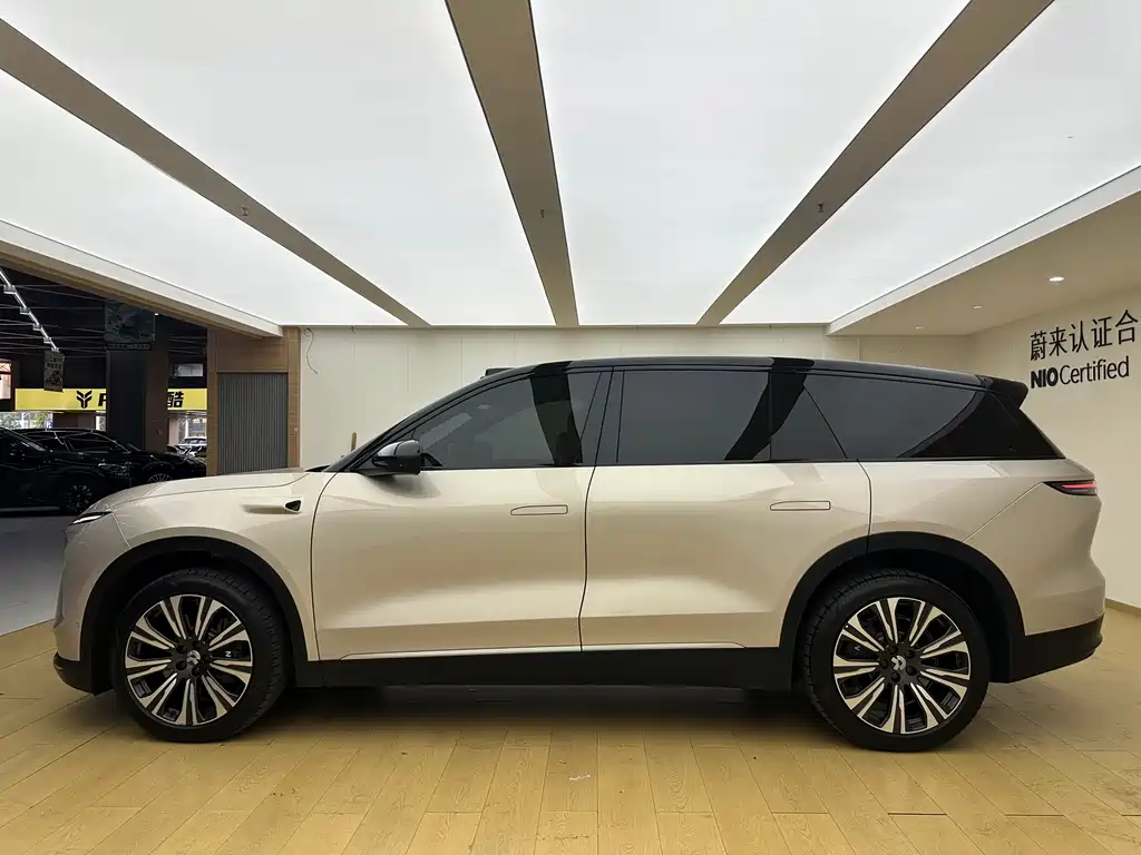 NIO ES8 — миниатюра 19