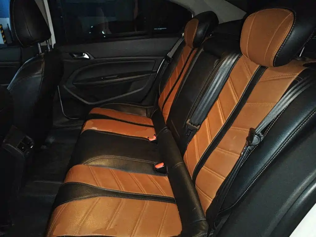Peugeot 408 — миниатюра 13