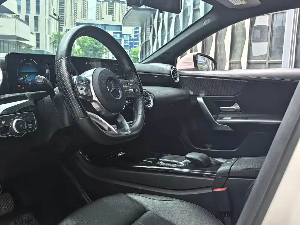Mercedes-Benz A-Class — миниатюра 4