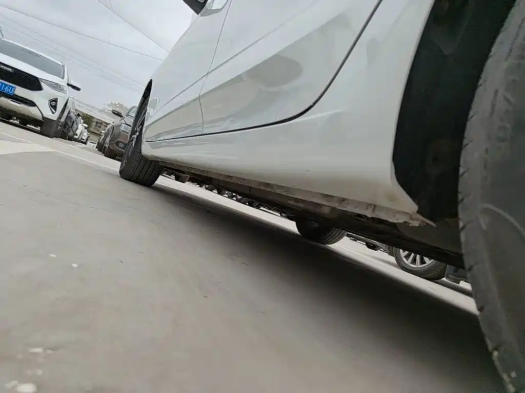 Roewe i5 — миниатюра 22