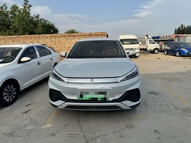 2025 BYD Yuan
