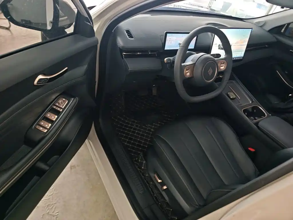 Baojun Yunhai — миниатюра 16