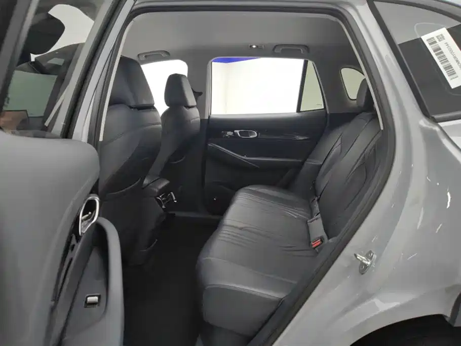 GEELY GALAXY GALAXY E5