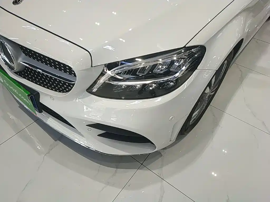 Mercedes-Benz C-Class — миниатюра 24