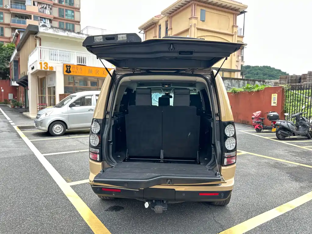 Land Rover Discovery — миниатюра 44