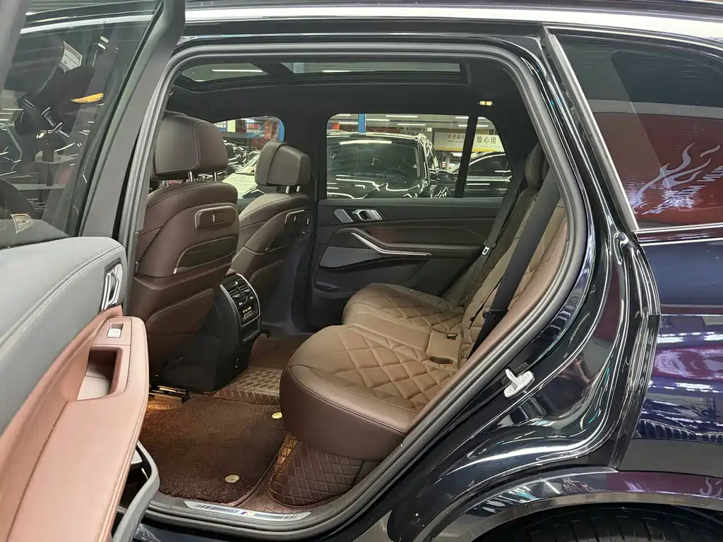 BMW X5 — миниатюра 9