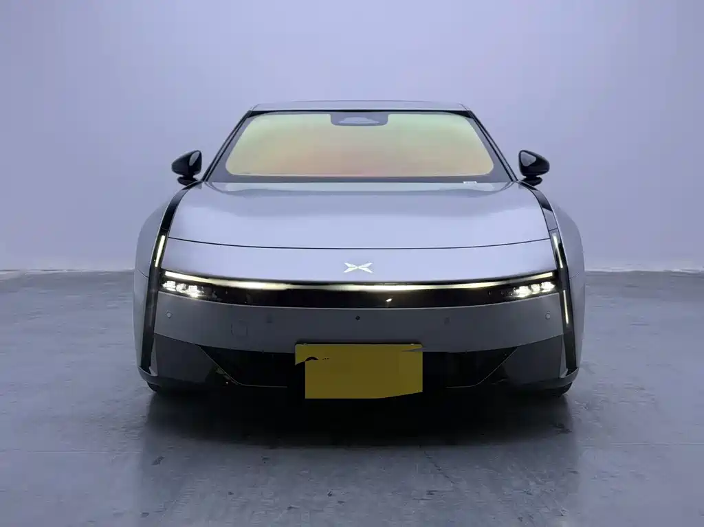 XPeng P7 — миниатюра 3