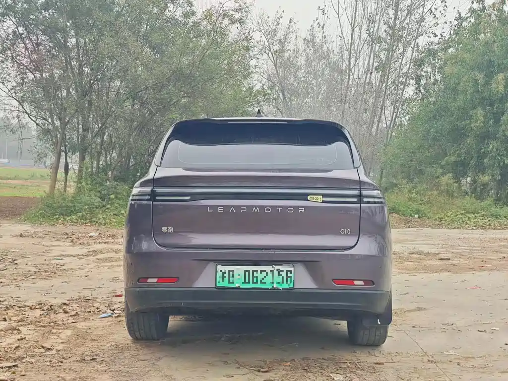 Leapmotor Leapmotor C10 — миниатюра 8