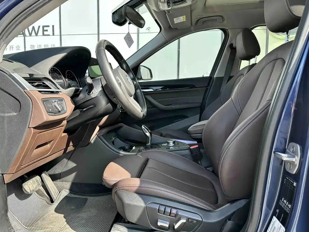 BMW X1 — миниатюра 5