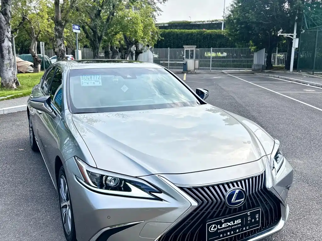 Lexus ES — миниатюра 2