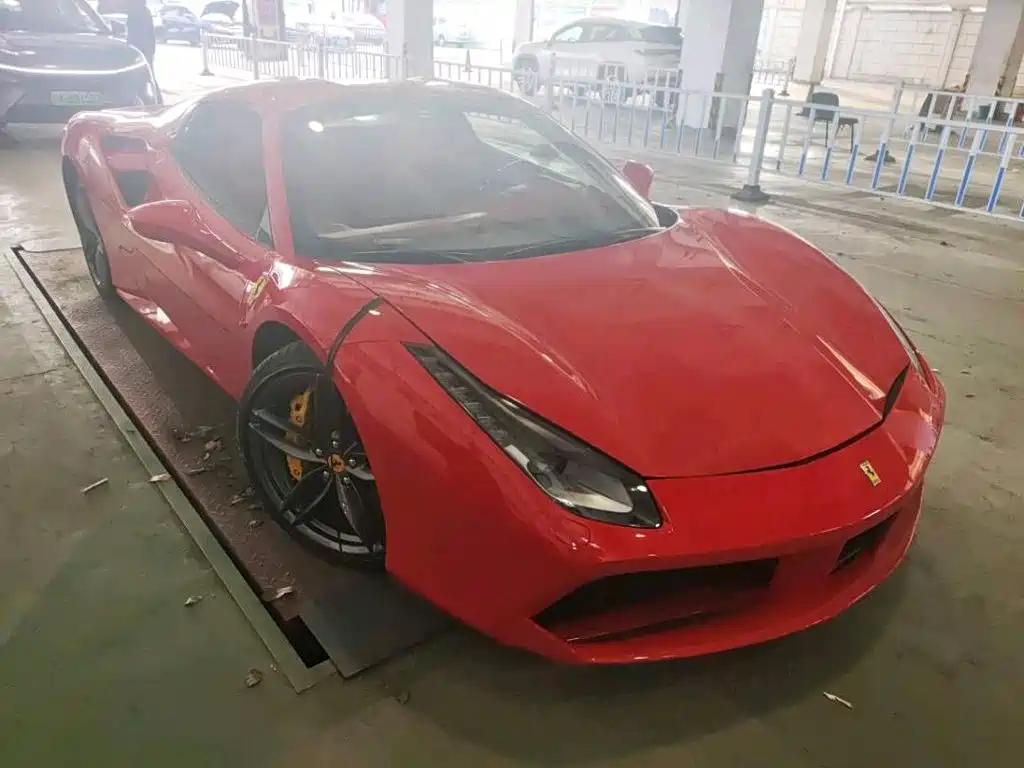 Ferrari 488 — миниатюра 4