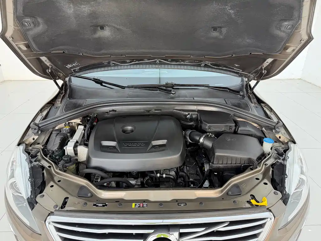 Volvo XC60 — миниатюра 13