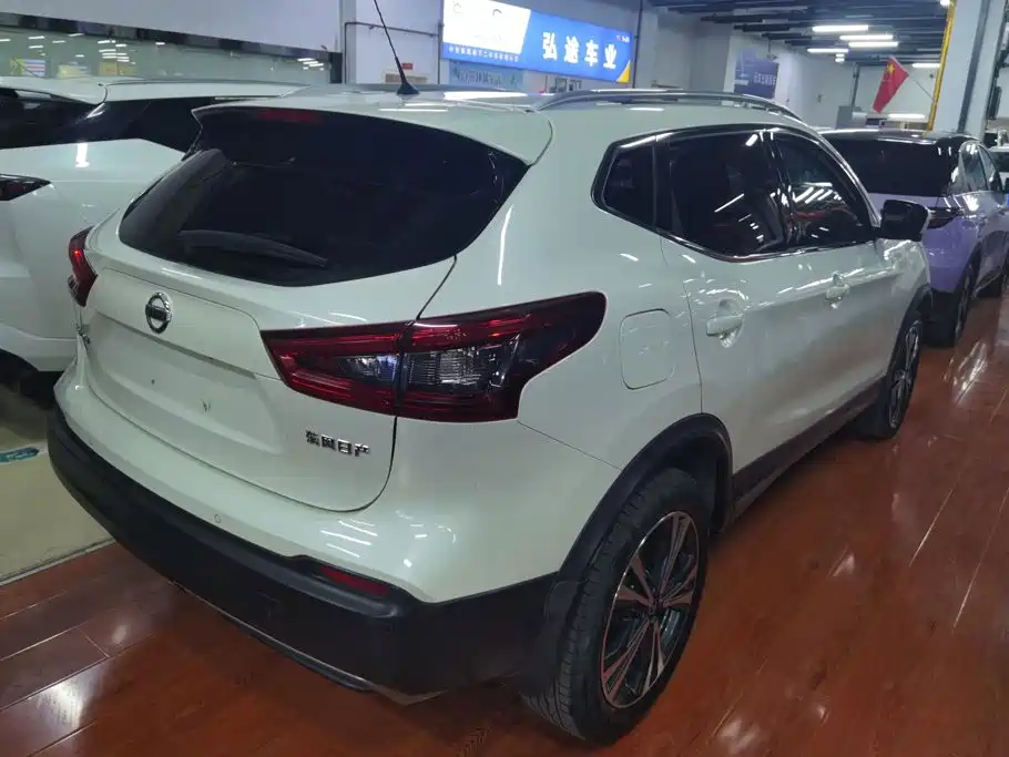 Nissan Qashqai — миниатюра 3