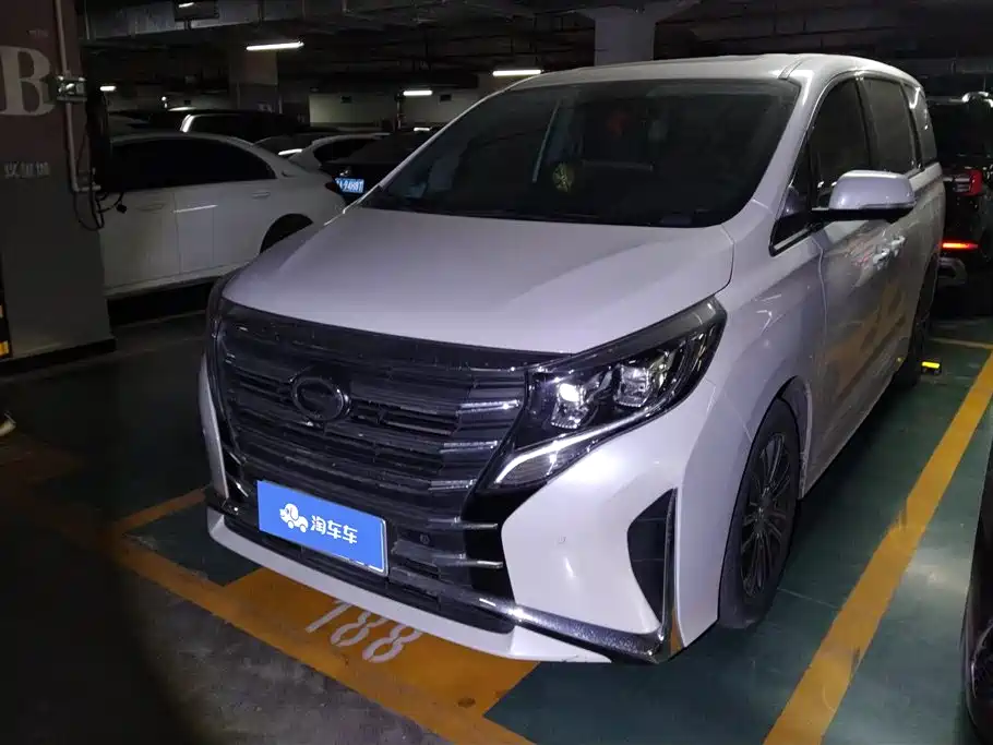 GAC TRUMPCHI M8