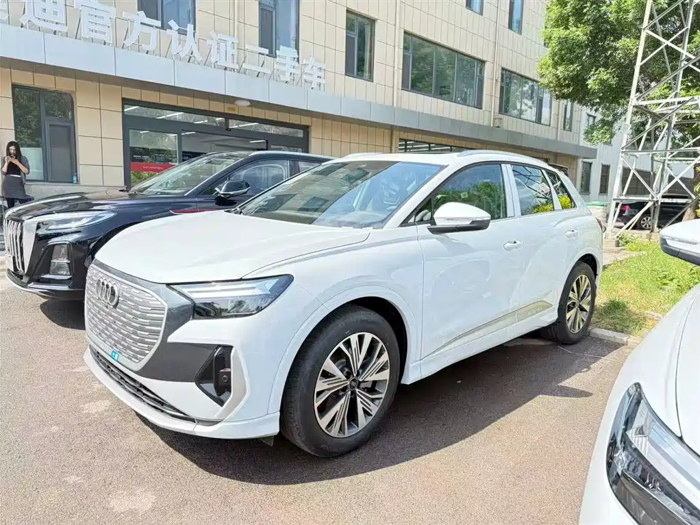 Audi Q4 e-tron 2026