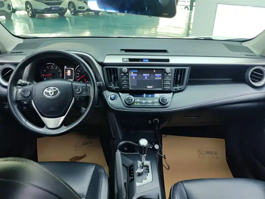 TOYOTA RAV4 RONGFANG