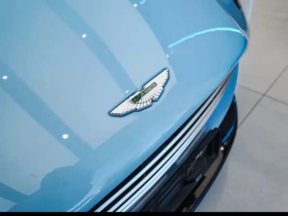 Aston Martin DB11 — миниатюра 4