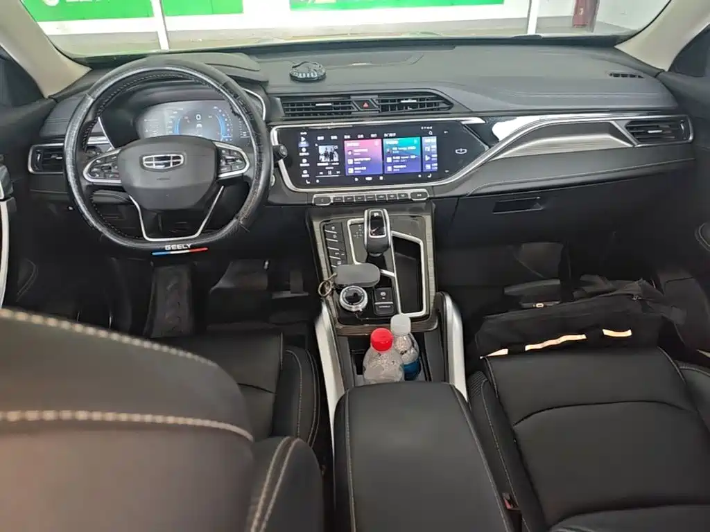 Geely Boyue — миниатюра 10