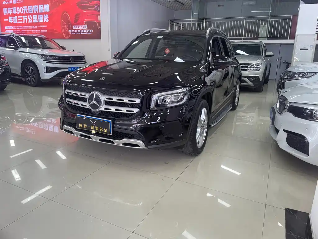 Mercedes-Benz GLB 2021