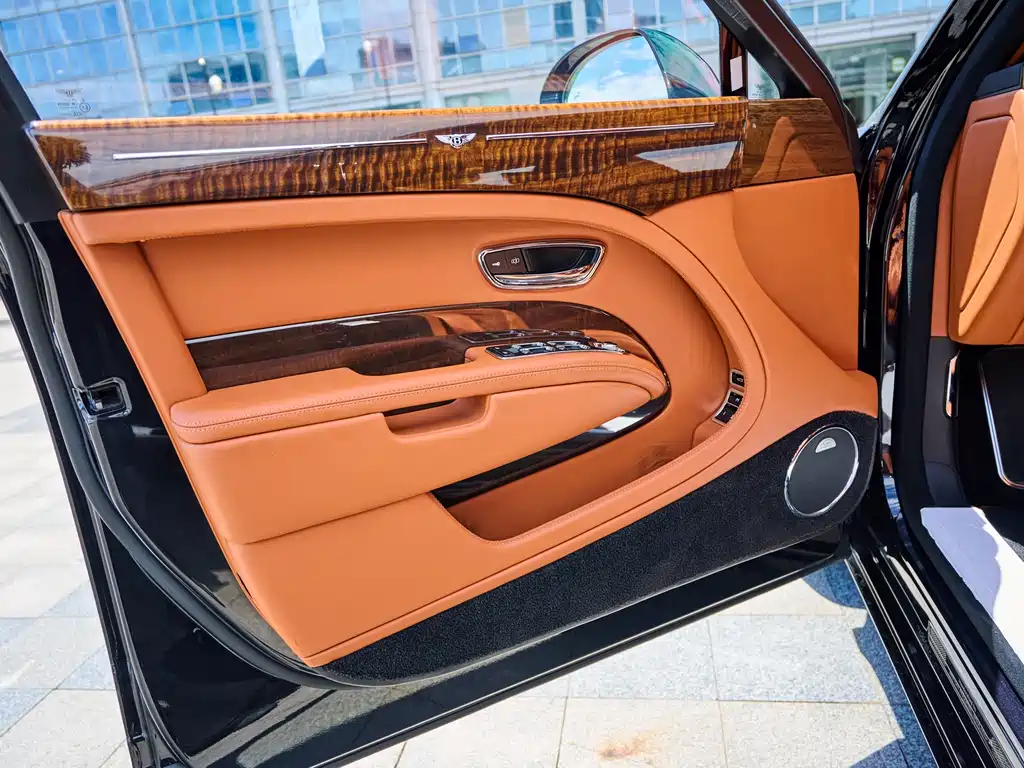 Bentley Mulsanne 6.8T Long Wheelbase Edition, фото 20