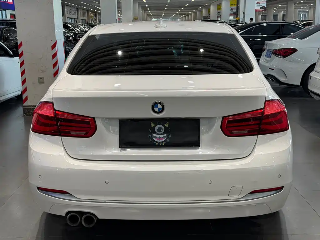BMW 3 Series — миниатюра 4