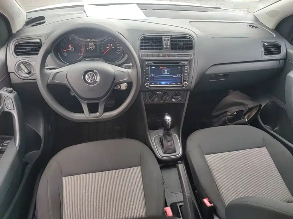 Volkswagen Polo — миниатюра 10