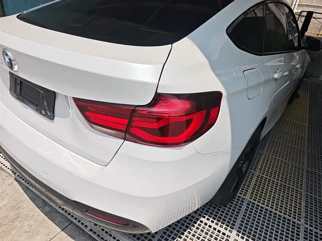 BMW 3 Series GT 3 GT 2020 320i M Sport