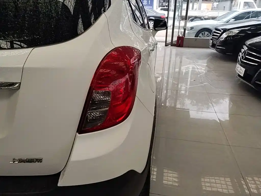 Buick Encore — миниатюра 8