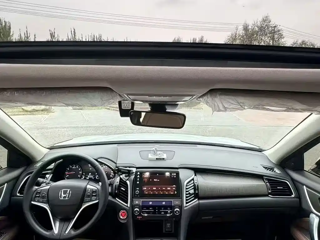 Honda Avancier — миниатюра 5