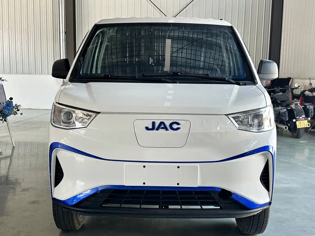 JAC Bluecat — миниатюра 2