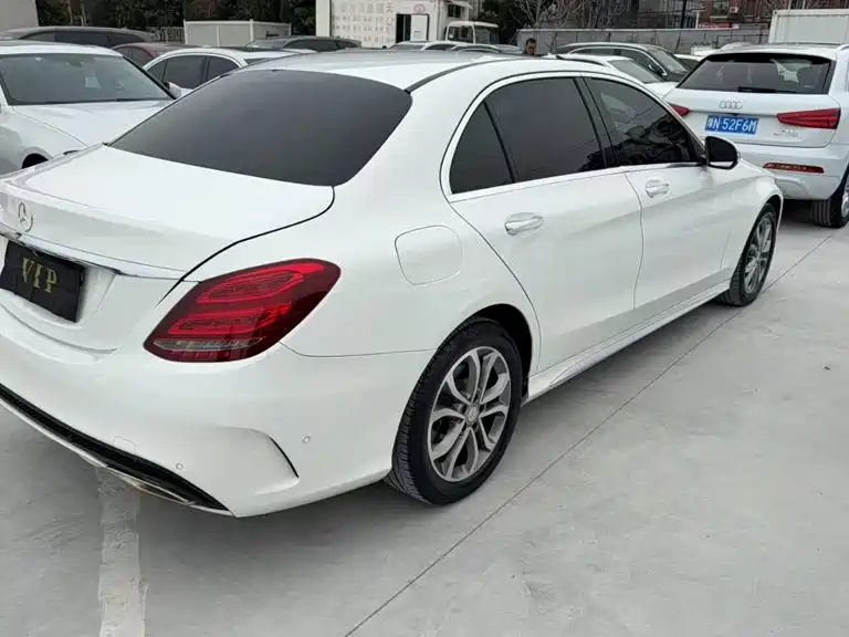 Mercedes-Benz C-Class — миниатюра 5