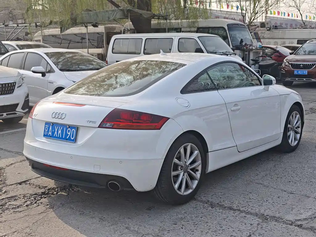 Audi TT 2011 TT Coupe 2.0TFSI
