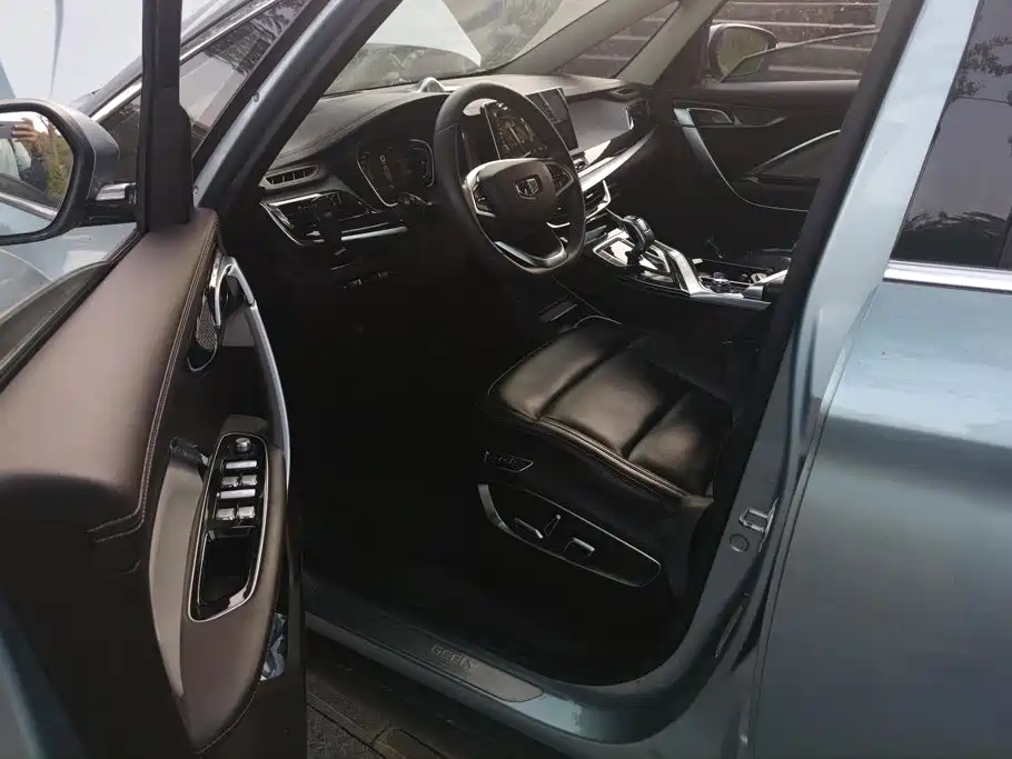 Geely Jia Ji New Energy — миниатюра 9