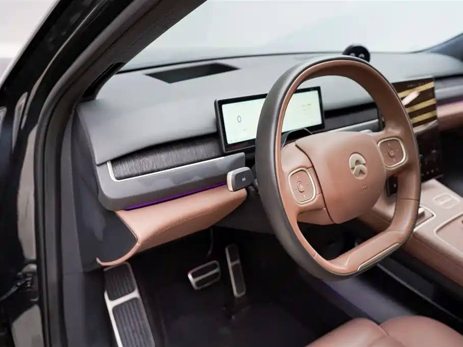 NIO ES8 2024 75kWh Executive