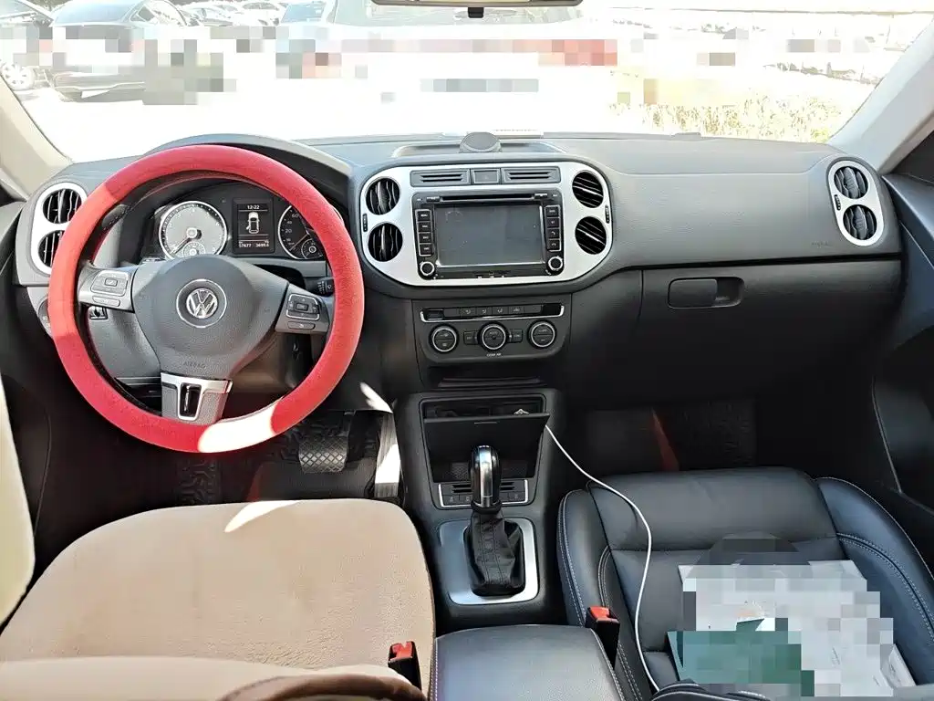 Volkswagen Tiguan — миниатюра 5