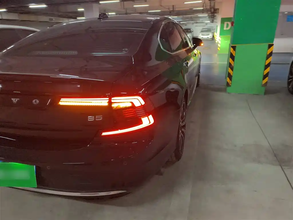 Volvo S90 2021 B5 Luxury