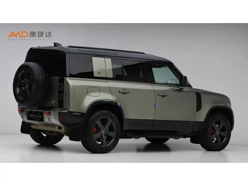 LAND ROVER DEFENDER