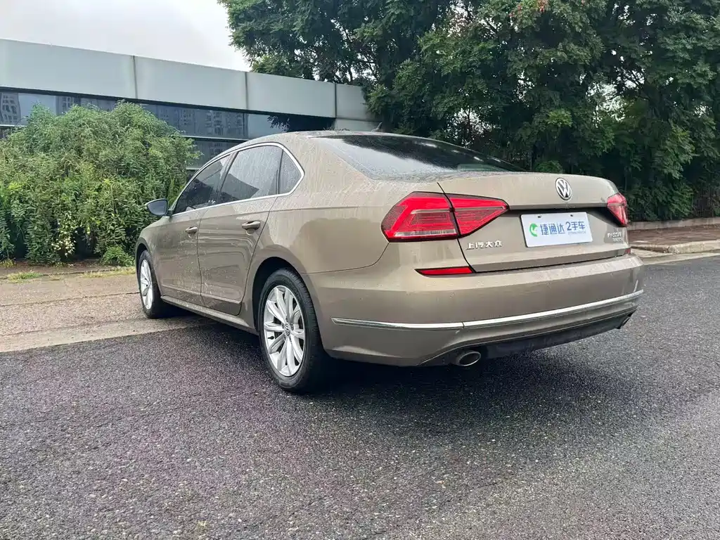 Volkswagen Passat — миниатюра 4
