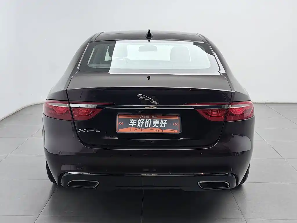 Jaguar XFL — миниатюра 4