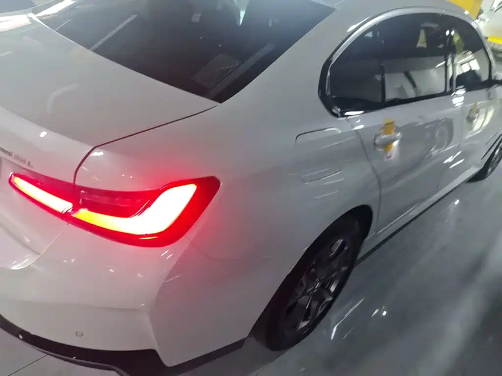 BMW i3 — миниатюра 7